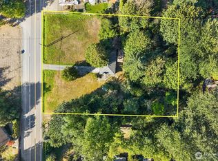 19044 35th Ave NE, Lake Forest Park, WA