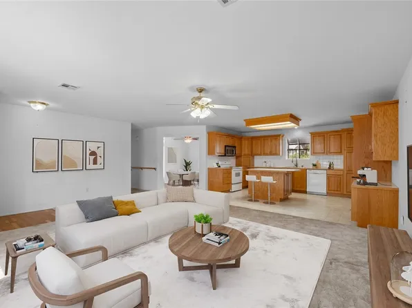 210 NW G St, Bentonville, AR 72712