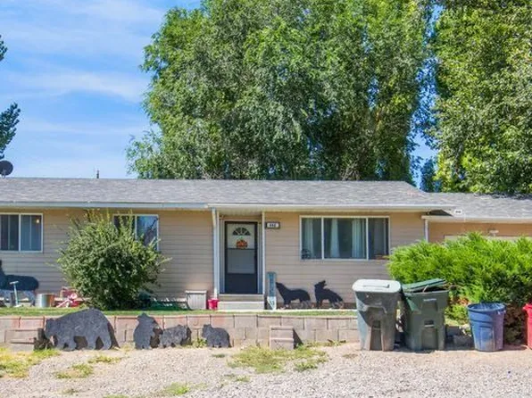 442 1st St, Carlin, NV 89822