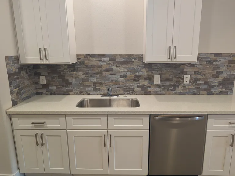 416 Lake St #102 — Photo 7