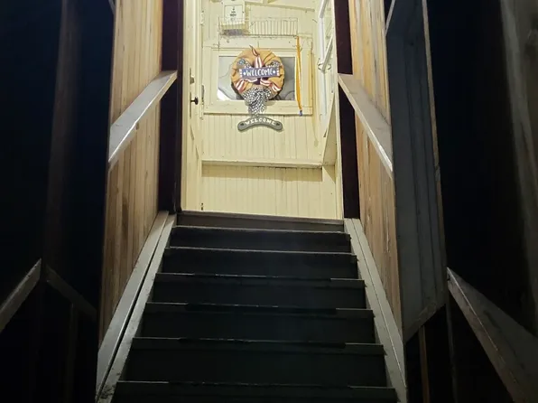 304 Kilbourn Ave #1/2, Tomah, WI 54660