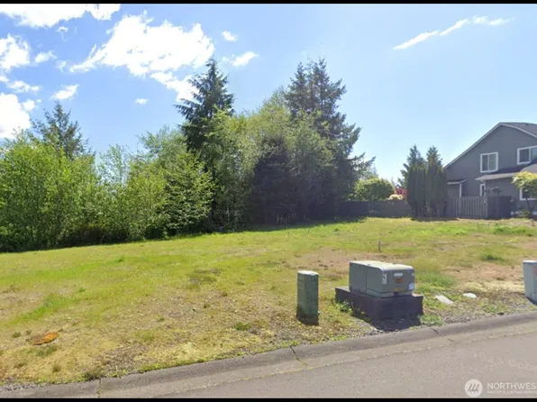 1412 Grays Pointe Ln, Aberdeen, WA 98520