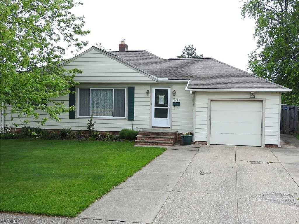 13738 Bellbrook Dr photo 1