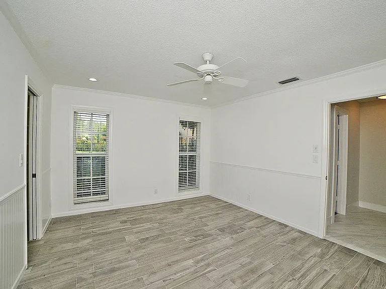 6943 Giralda Cir — Photo 20