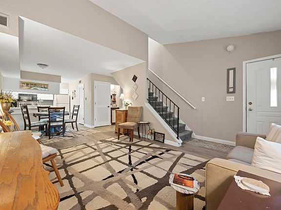 5th image of 6831 N Frostwood Pkwy #D29