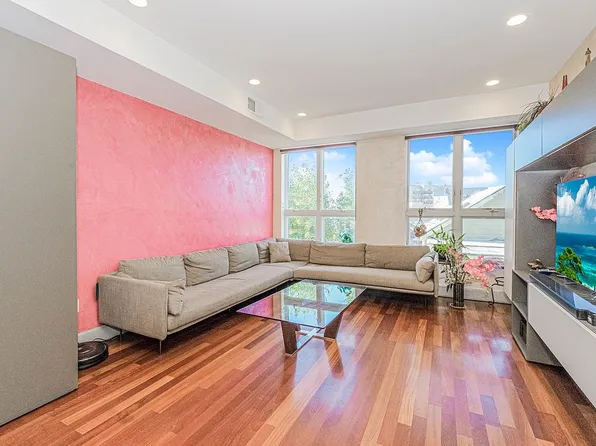 3116 Emmons Ave #4, Brooklyn, NY 11235