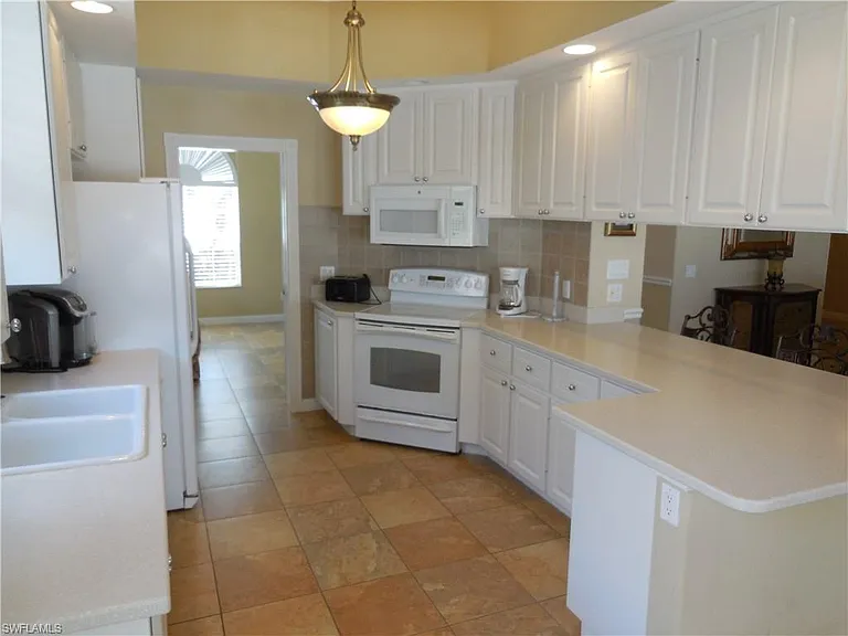 8539 Alessandria Ct — Photo 6