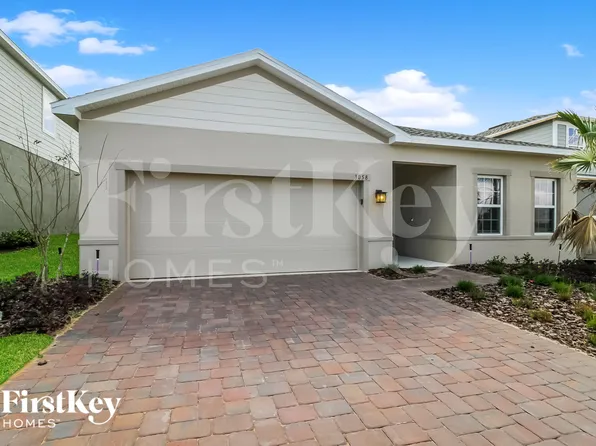 3058 Hill Point St, Minneola, FL 34715