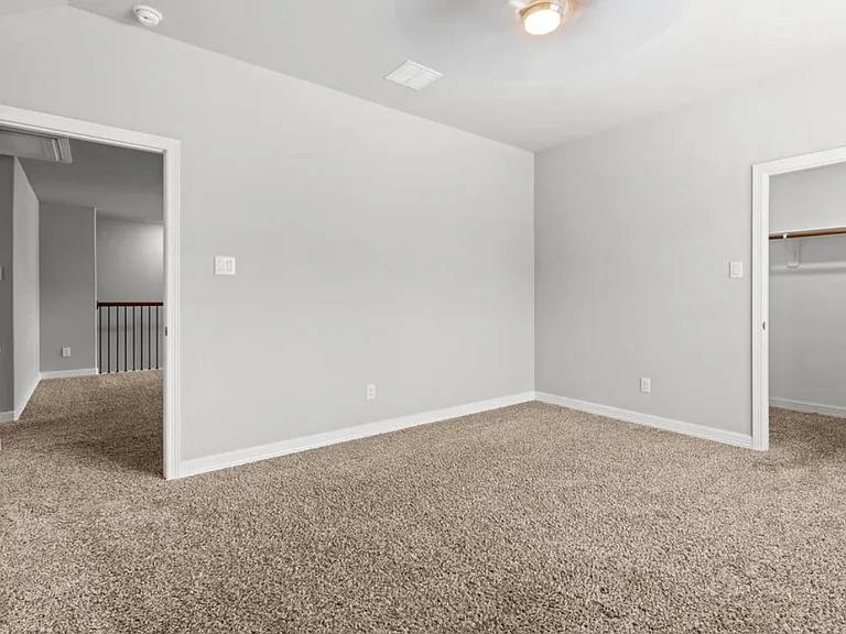 216 Elianne Lace Ct — Photo 35