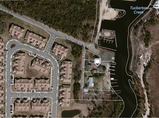 105 Sloop Landing Rd, Tuckerton, NJ 08087