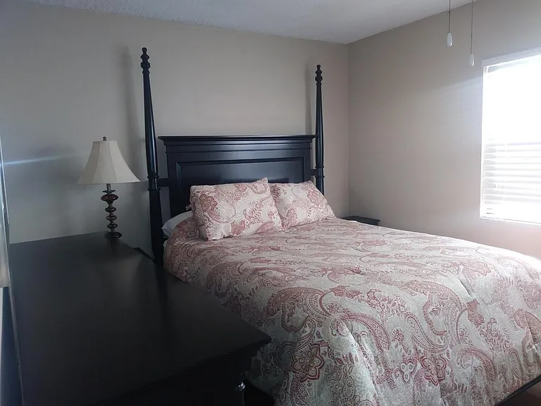 29 Lakeshore Ter — Photo 8