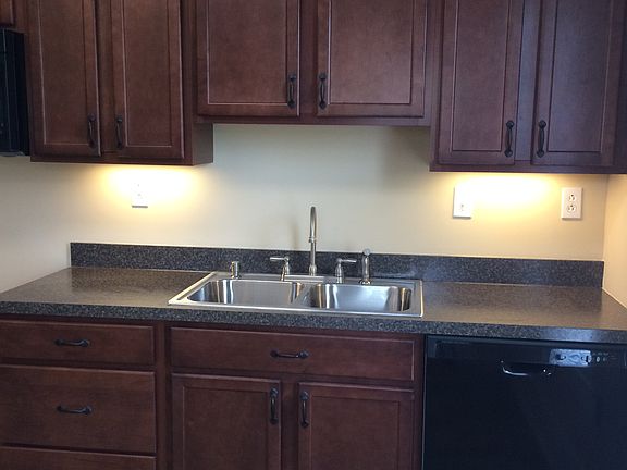 2nd image of 2409 Fair Dr