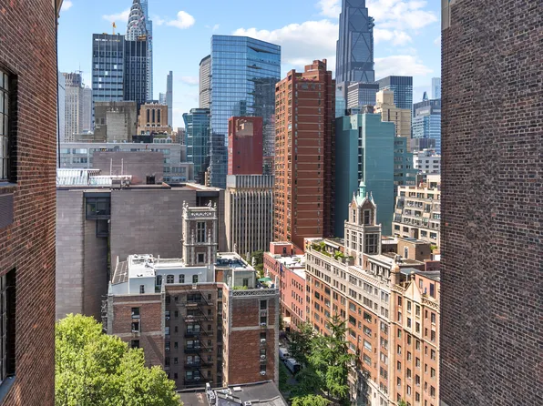 45 Tudor City Place image 3 of 10