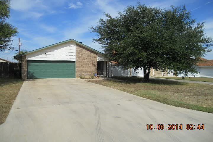 1st image of 2103 Carousel Dr