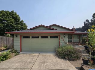 18620 Boynton St, Oregon City, OR 97045