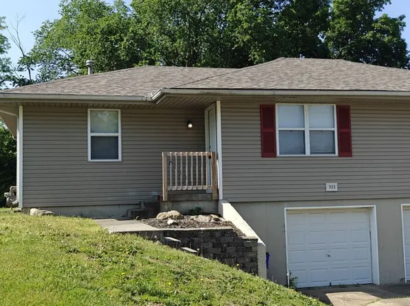 325 NW 62nd Ter, Kansas City, MO 64118