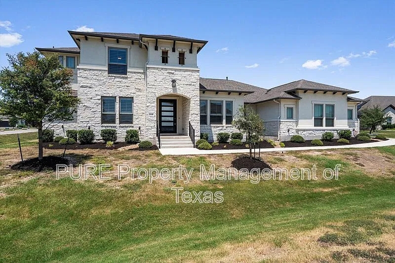 1138 Woodpark Ln