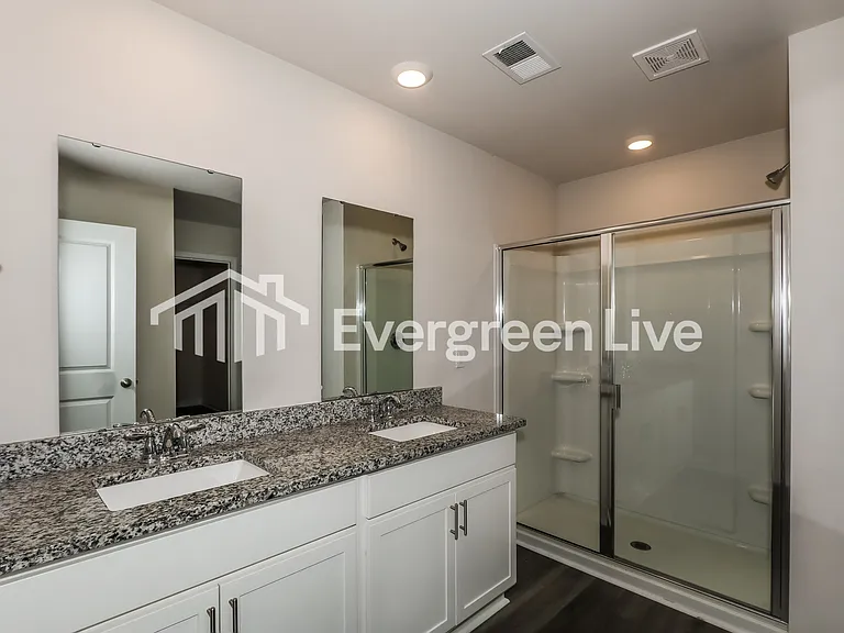 1181 Ridgeford Dr — Photo 12