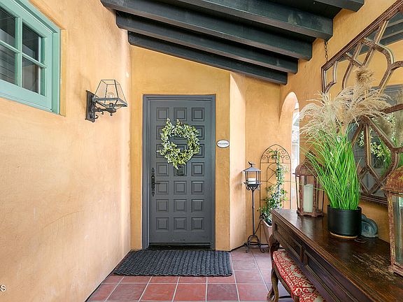 4th image of 40 Arroyo Dr Unit 201