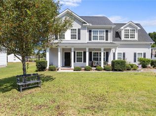 232 Hickory Rd E, Chesapeake, VA 23322