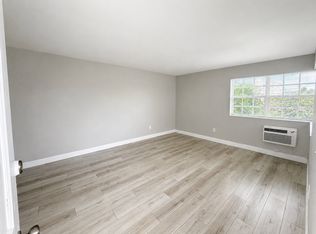 500 13th St #9, Miami Beach, FL 33139