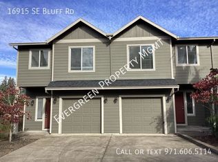 16915 SE Bluff Rd, Sandy, OR 97055