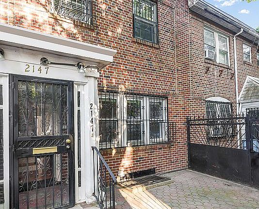 3rd image of 2147 Bedford Ave