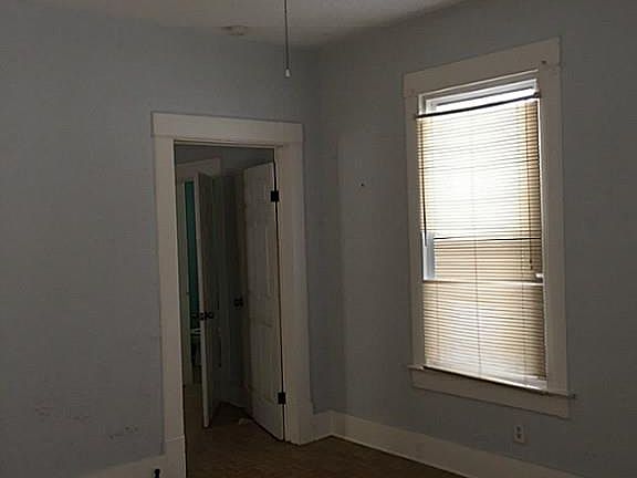 2nd image of 3417 Sealy St