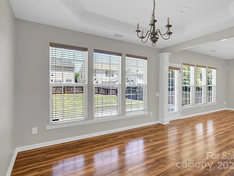 11239 Cypress View Dr — Photo 31