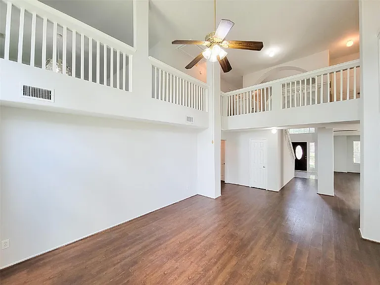 19726 Lindenfield Ct — Photo 25