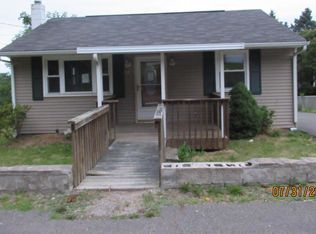 42 Goodwin Dr, Hunlock Creek, PA 18621