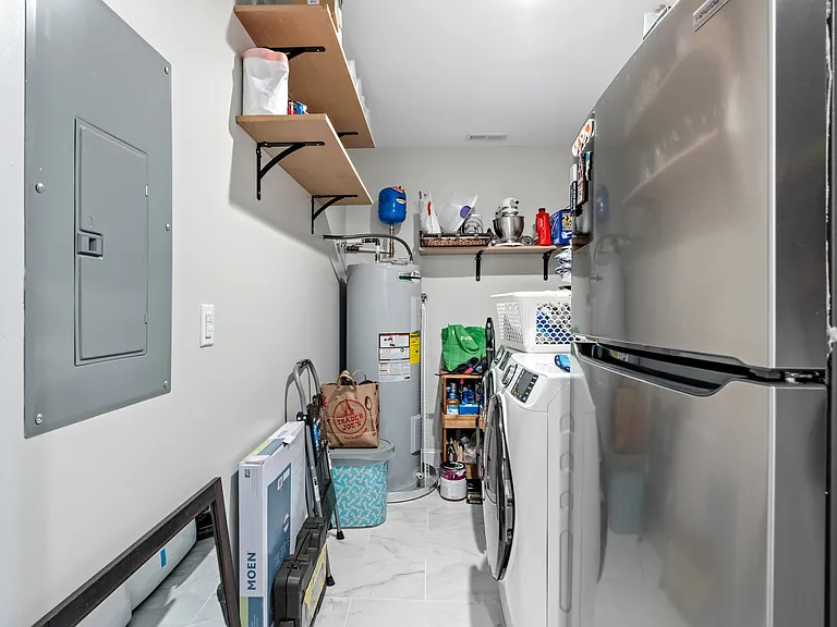 3 Deering St — Photo 30