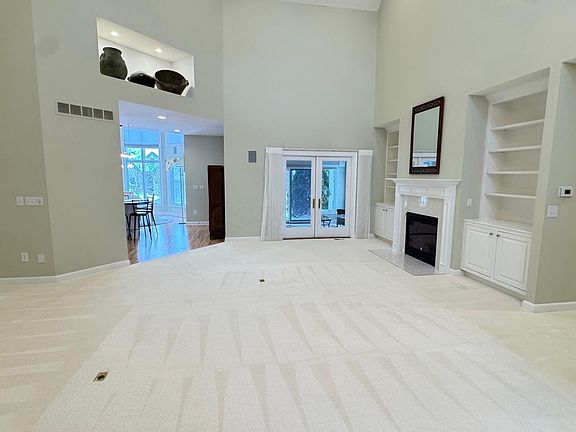 5th image of 10010 Beckford Ct