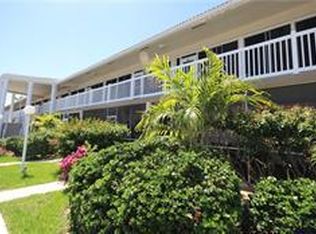 2734 NE 27th Ct APT 21, Lighthouse Pt, FL 33064