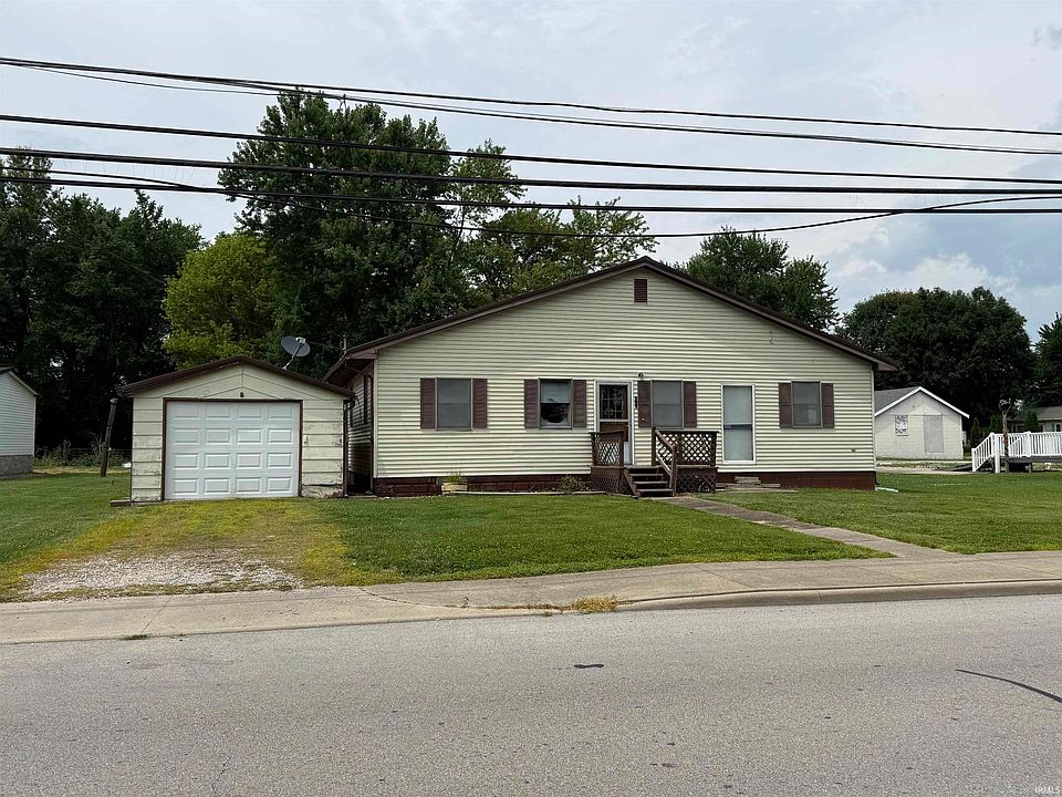 1st image of 213 E Medcalf St
