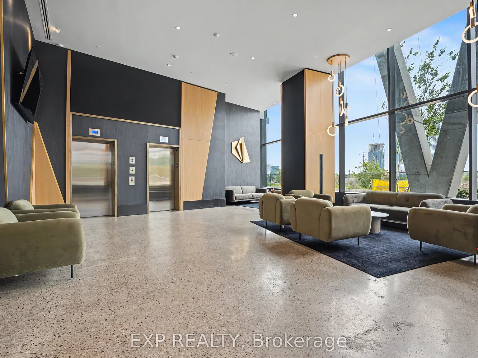 2 bed, $2,100 — Photo 3