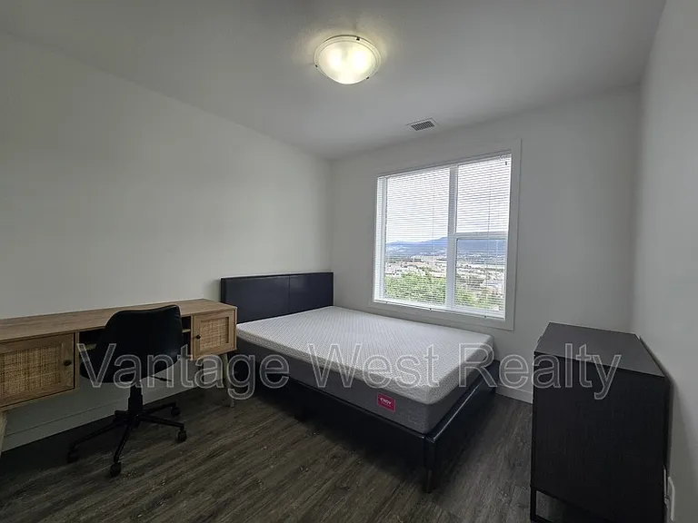 935 Academy Way #210 — Photo 9