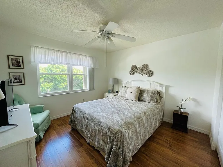 25100 Sandhill Blvd #Q201 — Photo 13