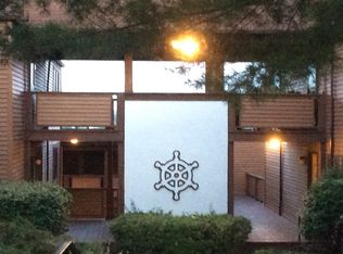 350 N Water St #6, Newburgh, NY 12550