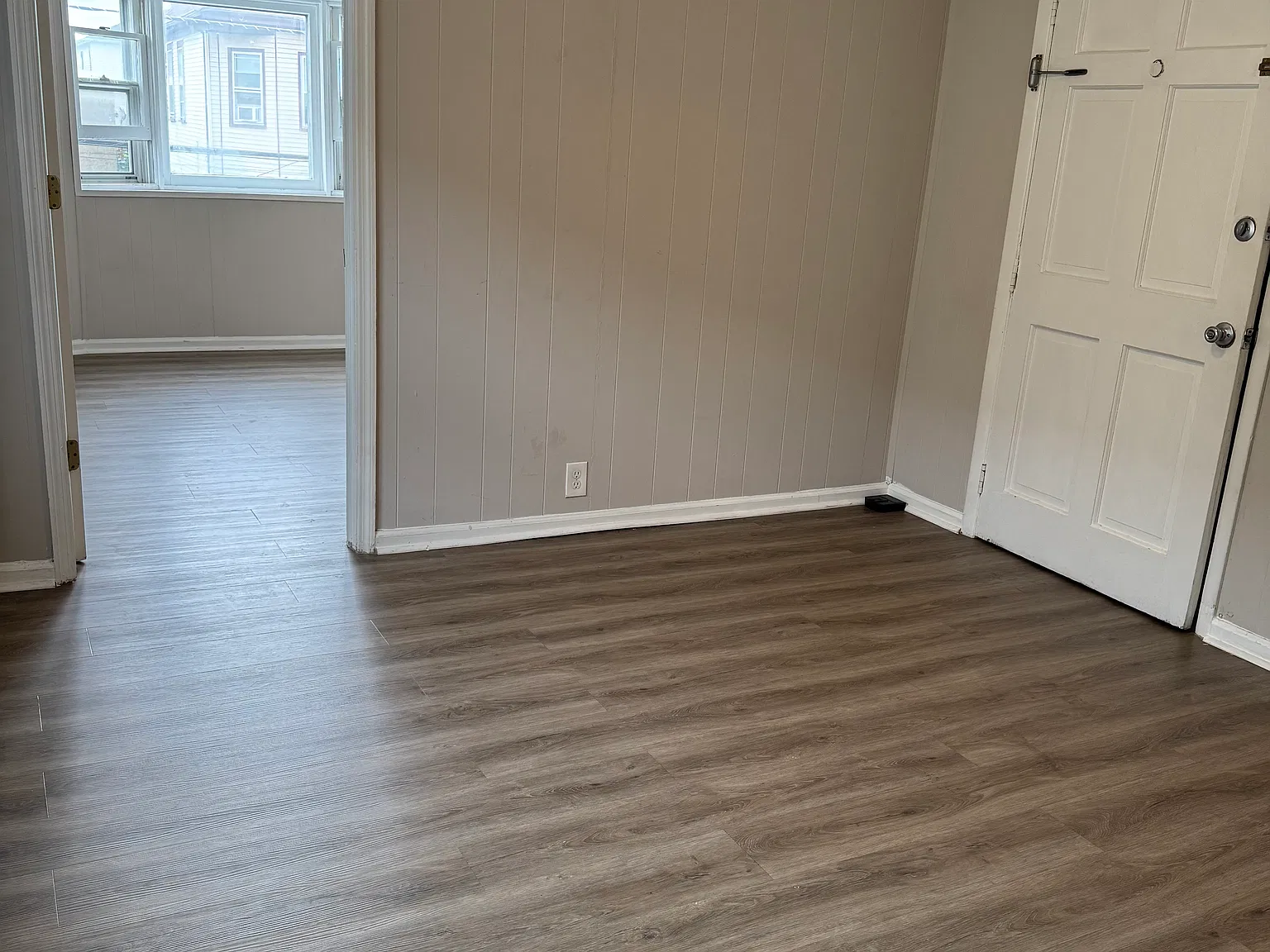 213 Amity St — Photo 3