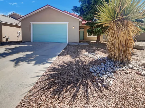 2009 Alama Dr NE, Rio Rancho, NM 87124