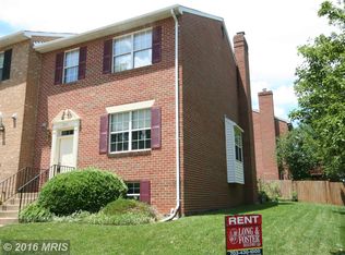 200 Beacon Dr, Sterling, VA 20164