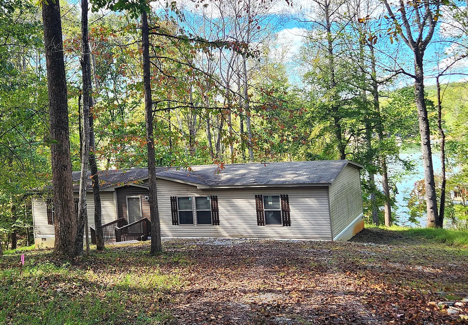 300 Whisperway Rd photo 1