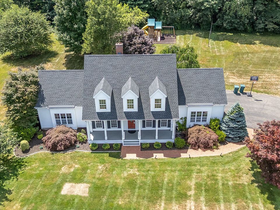 433 Wild Flower Pl, Cheshire, CT 06410 | Zillow