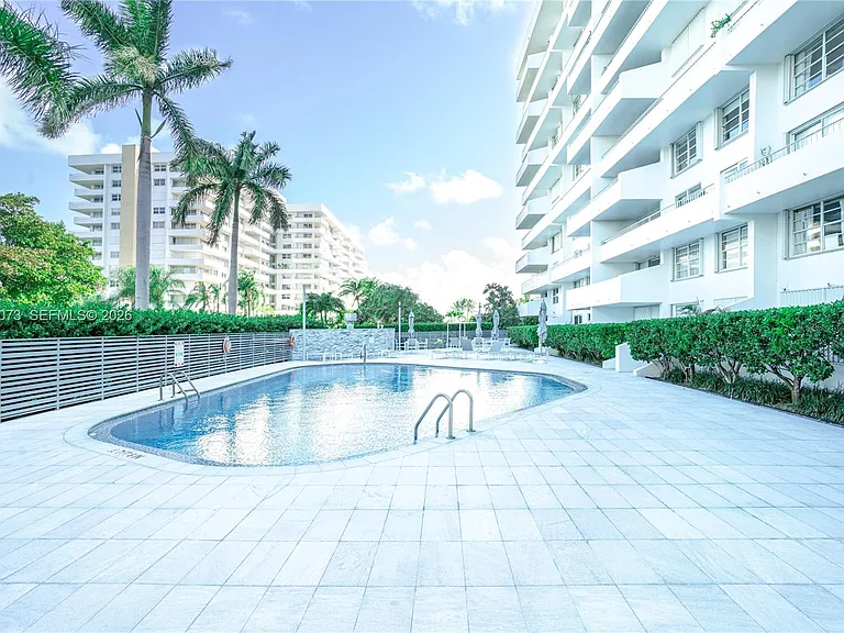 199 Ocean Lane Dr #1207 — Photo 28