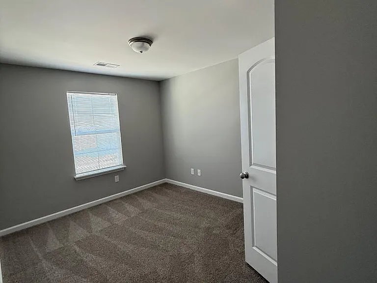 141 Candy Apple Ln — Photo 21