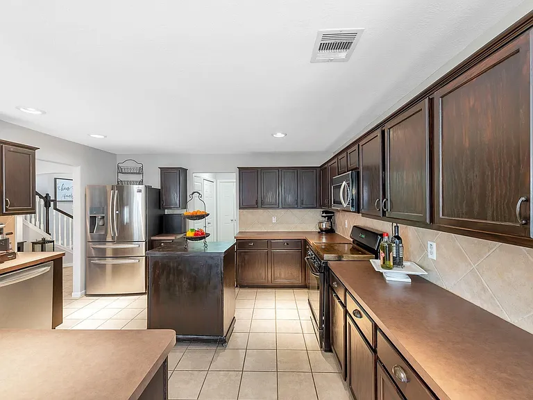 24514 Cobble Canyon Ln — Photo 10