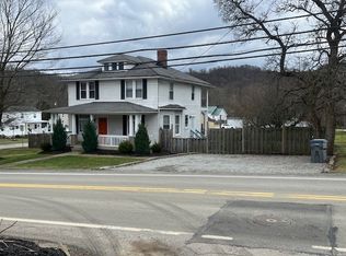 950 Venetia Rd, Venetia, PA 15367