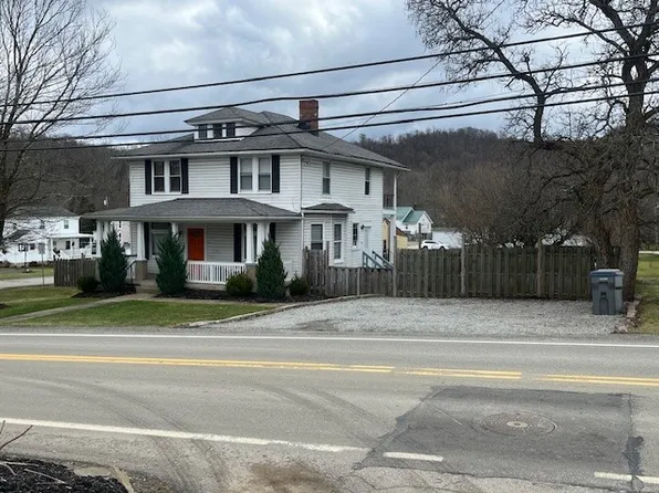 950 Venetia Rd, Venetia, PA 15367