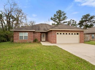 1609 Plough St, Deridder, LA 70634